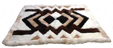 Original peruanischer Alpaka Fellteppich braun weißes Zackenmuster