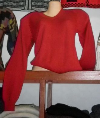 Eleganter roter Pullover aus Babyalpaka Wolle