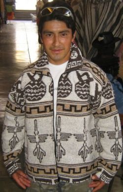 Peruanische Jacke mit Inka Designs