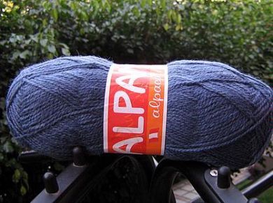 450 Gramm dunkelblaue Alpaka Wolle zum stricken, 5 Ballen