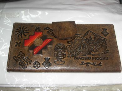 Grosse braune Geldtasche mit vielen Faechern. Inca Sign aus Peru