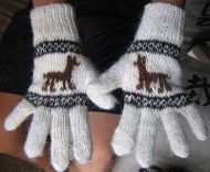Weisse Finger Handschuhe aus Alpakawolle