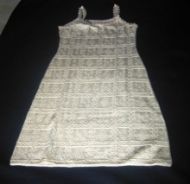 Weisses Kleid mit schmalen Traegern, ökologische Baumwolle