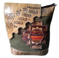 Handgefertigte Tornister Handtasche aus echt Leder. Inka Motive handgeschnitzt aus Pura Peru