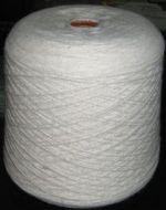 1000 Gramm weiss matt Alpakawolle, zum selber stricken