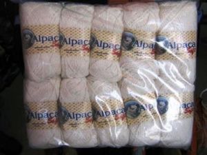100% pure weisse Babyalpaka Wolle zum stricken, 450 Gramm Paket
