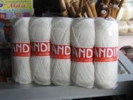 Weisse Alpaka Wolle zum stricken, 450 Gramm Paket