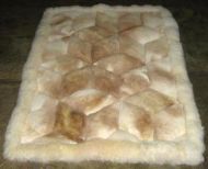 Weiss,beiger Alpaka Fellteppich aus Peru, verschiedene Groessen
