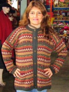 Warme gestreifte Damen Strickjacke, Alpakawolle